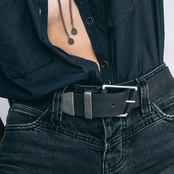 FREE PEOPLE GETTY LEATHER BELT (S/M) - Picture 4 of 6